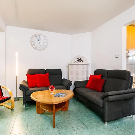 Im Kiefernweg Dhh 23 By Interhome Zinnowitz